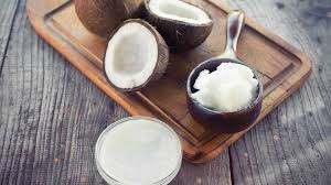 15 Surprising Beauty Uses For Coconut Oil